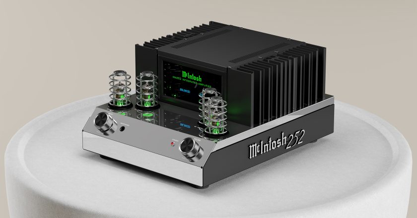 Hybrid Integrated Amplifier  the out put stage is a direct coupled solid - state amplifier 100 wats perchanner into 80hms