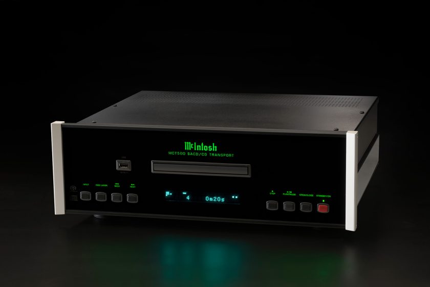 SACD/CD Transport 4 digital outputs: industry standard balanced, coax and optical outputs