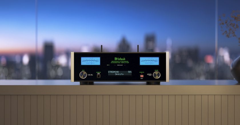 MSA5500 Streaming Integrated Amplifier 100 Watts  in to 8 Ohm & 160 Watts at 4 OhmMSA5500 Streaming Integrated Amplifier 100 Watts  in to 8 Ohm & 160 Watts at 4 Ohm