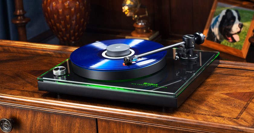 Belt-Drive Turntable, Dural Aluminum Tone Arm, Weight-Matched Moving Coil Cartridge